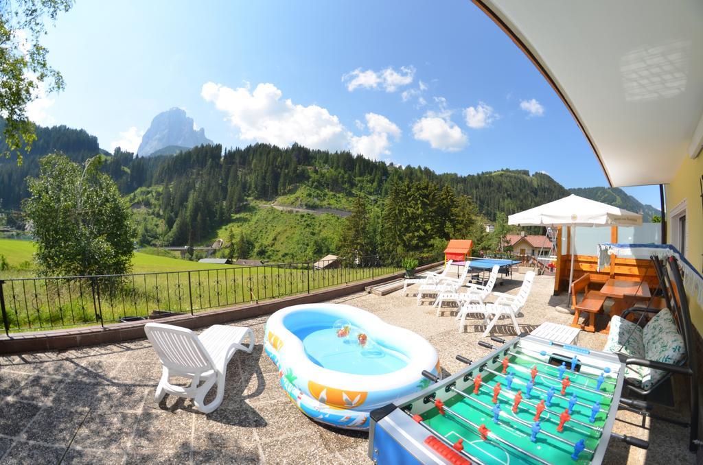 Garni Ossi Santa Cristina Val Gardena Exterior foto
